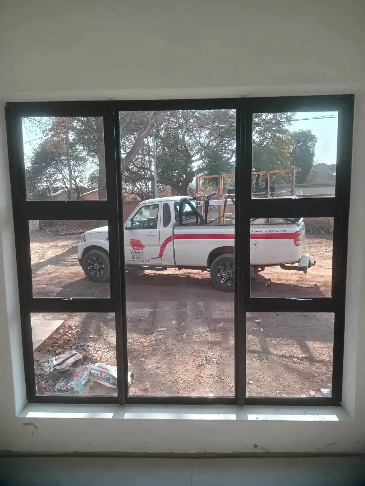 Custom aluminium window installation
